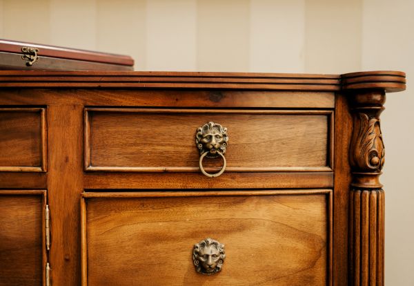 Dresser Disposal in Melbourne