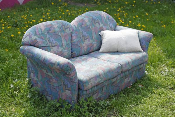 Couch Disposal in Melbourne