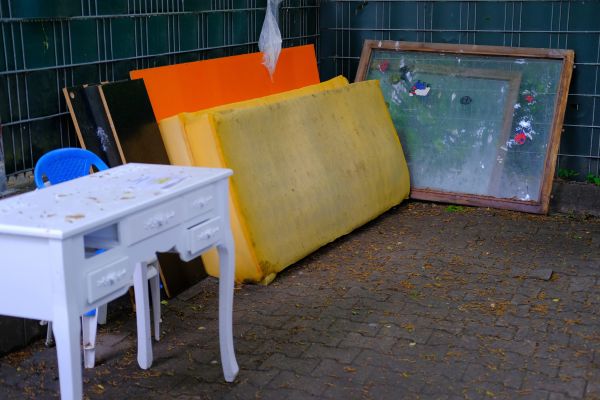 Old Furniture Disposal in Melbourne